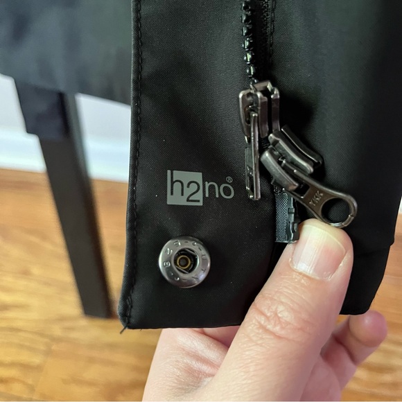 Patagonia W’s Arborist Trench Rain Coat H2no Black L - Picture 9 of 14